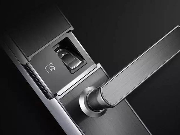 秀峰24小时上门开锁公司