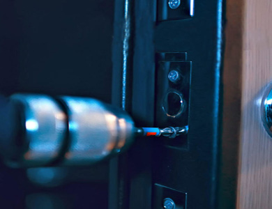 秀峰24小时上门开锁公司