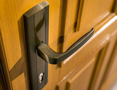 秀峰24小时上门开锁公司